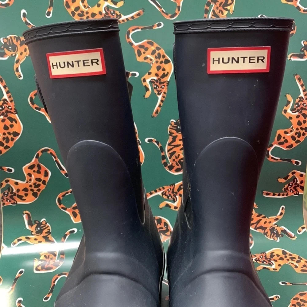 Hunter Original Short Matte Buckle Strap Rain Boots in Navy